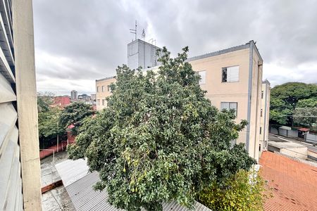 Vista da rua  de apartamento à venda com 2 quartos, 56m² em Conjunto Habitacional Padre Manoel da Nobrega, São Paulo