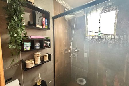 Apartamento à venda com 56m², 2 quartos e 1 vaga Apartamento à venda com 56m², 2 quartos e 1 vagaBanheiro