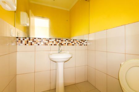 Casa para alugar com 160m², 6 quartos e 2 vagas Casa para alugar com 160m², 6 quartos e 2 vagasLavabo