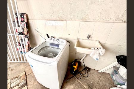 Casa para alugar com 100m², 3 quartos e sem vaga Casa para alugar com 100m², 3 quartos e sem vagaÁrea de serviço