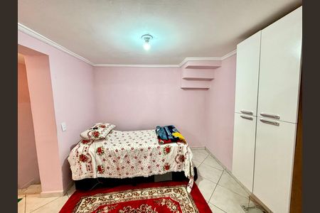 Casa para alugar com 100m², 3 quartos e sem vaga Casa para alugar com 100m², 3 quartos e sem vagaQuarto 1
