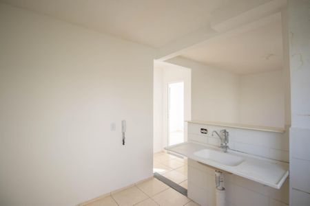 Apartamento para alugar com 45m², 2 quartos e 1 vaga Apartamento para alugar com 45m², 2 quartos e 1 vagaCozinha e Área de Serviço