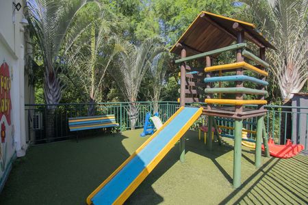 Apartamento para alugar com 45m², 2 quartos e 1 vaga Apartamento para alugar com 45m², 2 quartos e 1 vagaÁrea comum - Playground