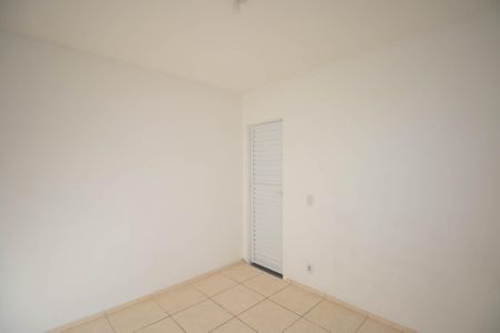 Quarto 1 de apartamento para alugar com 2 quartos, 45m² em Vista Alegre, São Gonçalo