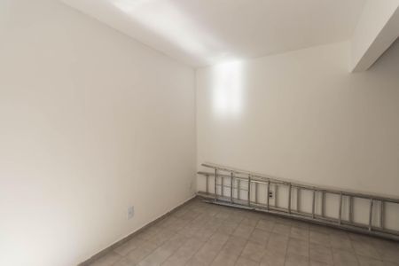 Casa para alugar com 140m², 2 quartos e 2 vagasSala