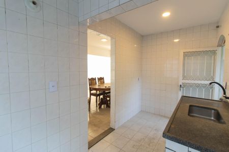 Cozinha de casa para alugar com 2 quartos, 140m² em Alcantara, São Gonçalo