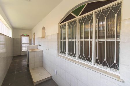 Casa para alugar com 140m², 2 quartos e 2 vagasÁrea de Serviço
