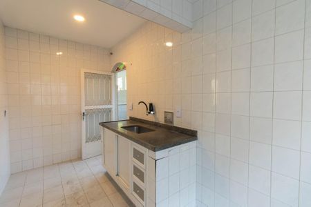 Cozinha de casa para alugar com 2 quartos, 140m² em Alcantara, São Gonçalo