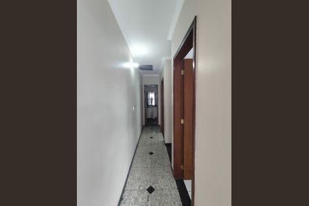 Casa à venda com 108m², 3 quartos e 2 vagas