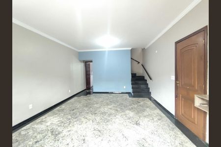 Casa à venda com 3 quartos, 108m² em Campo Grande, São Paulo