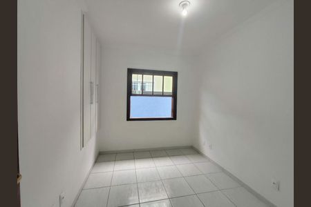 Casa à venda com 108m², 3 quartos e 2 vagas