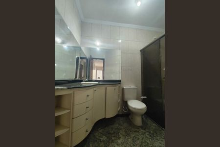 Casa à venda com 3 quartos, 108m² em Campo Grande, São Paulo