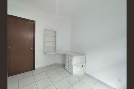 Casa à venda com 3 quartos, 108m² em Campo Grande, São Paulo