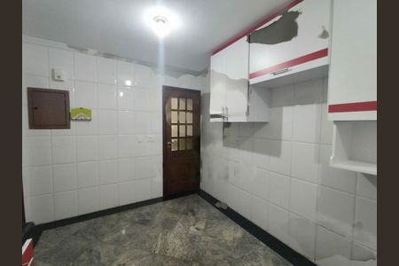 Casa à venda com 3 quartos, 108m² em Campo Grande, São Paulo