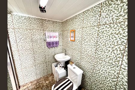 Casa para alugar com 24m², 1 quarto e sem vaga Casa para alugar com 24m², 1 quarto e sem vagaBanheiro