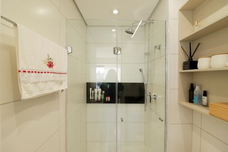 Apartamento à venda com 72m², 2 quartos e 2 vagas Apartamento à venda com 72m², 2 quartos e 2 vagasBanheiro Social