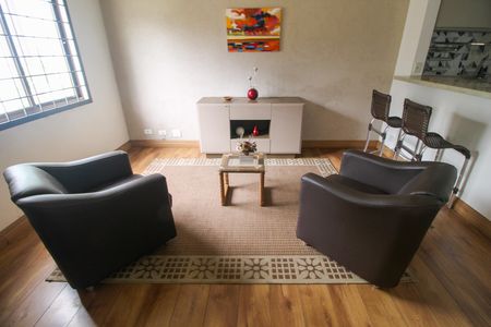 Sala 2 de casa para alugar com 4 quartos, 400m² em Boqueirão, Curitiba