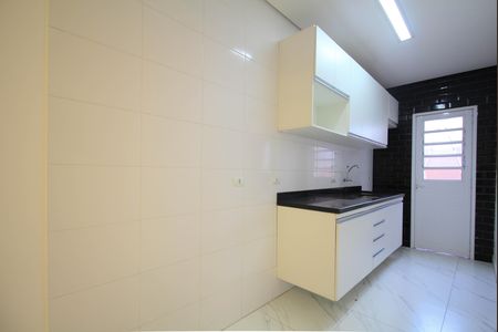 Casa à venda com 52m², 1 quarto e sem vaga Casa à venda com 52m², 1 quarto e sem vagaCozinha - Armários