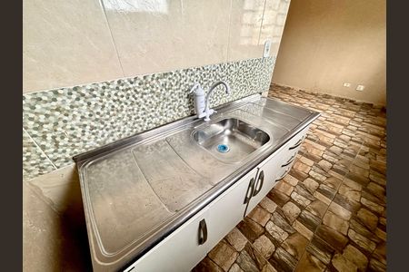 Casa para alugar com 30m², 1 quarto e sem vaga Casa para alugar com 30m², 1 quarto e sem vagaCozinha
