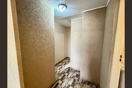 Corredor  de casa para alugar com 1 quarto, 30m² em Vila Dalila, São Paulo