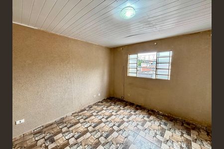 Sala  de casa para alugar com 1 quarto, 30m² em Vila Dalila, São Paulo