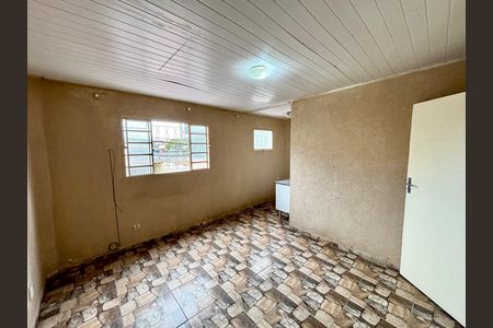 Sala  de casa para alugar com 1 quarto, 30m² em Vila Dalila, São Paulo