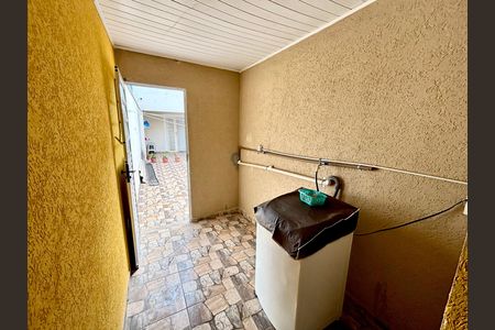 Casa para alugar com 30m², 1 quarto e sem vaga Casa para alugar com 30m², 1 quarto e sem vagaÁrea de serviço