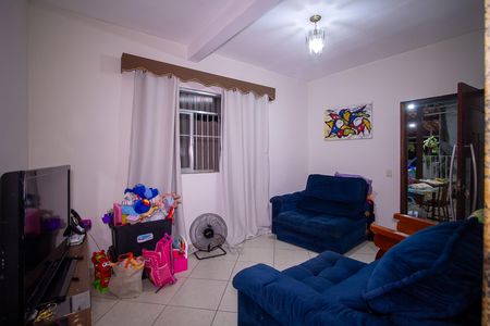 Sala de casa para alugar com 2 quartos, 80m² em Porto Novo, São Gonçalo