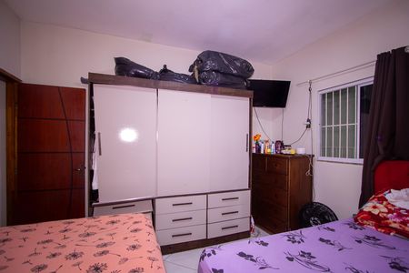 Casa para alugar com 80m², 2 quartos e 1 vaga Casa para alugar com 80m², 2 quartos e 1 vagaQuarto 2