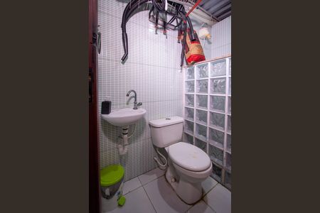 Casa para alugar com 80m², 2 quartos e 1 vaga Casa para alugar com 80m², 2 quartos e 1 vagaBanheiro 2