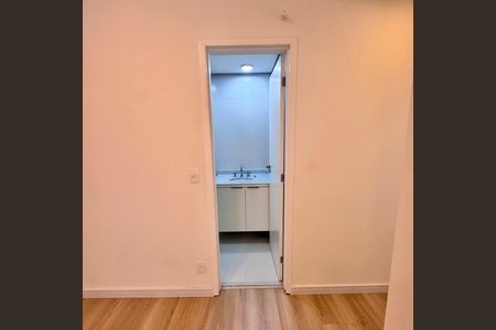 Apartamento para alugar com 62m², 2 quartos e 1 vaga Apartamento para alugar com 62m², 2 quartos e 1 vagaBanheiro