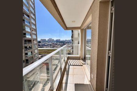 Apartamento para alugar com 62m², 2 quartos e 1 vaga Apartamento para alugar com 62m², 2 quartos e 1 vagaVaranda