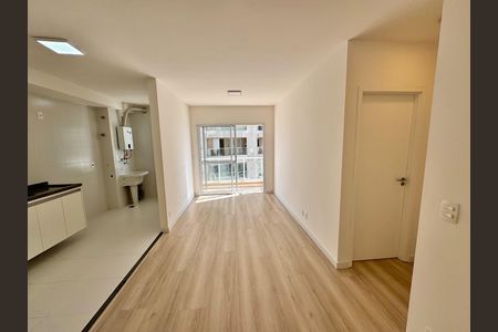 Apartamento para alugar com 62m², 2 quartos e 1 vaga Apartamento para alugar com 62m², 2 quartos e 1 vagaSala