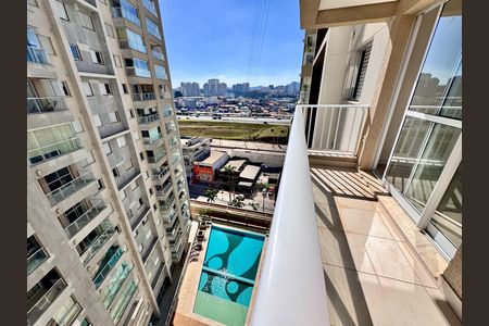 Apartamento para alugar com 62m², 2 quartos e 1 vaga Apartamento para alugar com 62m², 2 quartos e 1 vagaVaranda