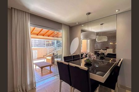 Casa de condomínio à venda com 299m², 3 quartos e 3 vagas Casa de condomínio à venda com 299m², 3 quartos e 3 vagasSala de Jantar