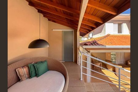 Casa de condomínio à venda com 299m², 3 quartos e 3 vagas Casa de condomínio à venda com 299m², 3 quartos e 3 vagasÁrea de Lazer