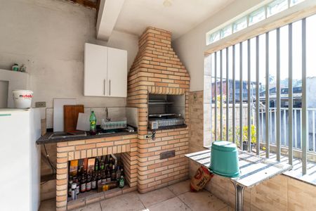 Casa para alugar com 210m², 2 quartos e 2 vagas Casa para alugar com 210m², 2 quartos e 2 vagasSalão