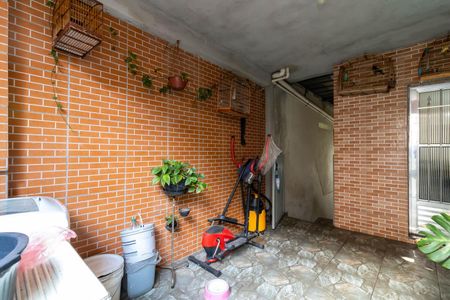 Casa para alugar com 210m², 2 quartos e 2 vagas Casa para alugar com 210m², 2 quartos e 2 vagasÁrea de Serviço
