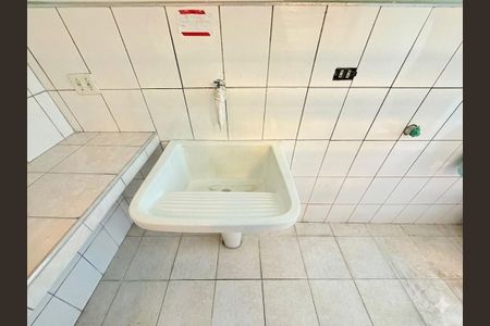 Casa para alugar com 70m², 2 quartos e sem vaga Casa para alugar com 70m², 2 quartos e sem vagaÁrea de Serviço