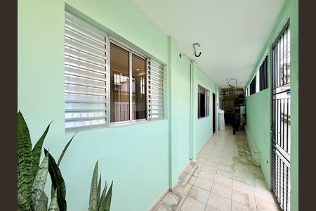 Casa para alugar com 70m², 2 quartos e sem vaga Casa para alugar com 70m², 2 quartos e sem vagaQuintal