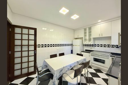 Casa para alugar com 70m², 2 quartos e sem vaga Casa para alugar com 70m², 2 quartos e sem vagaCozinha