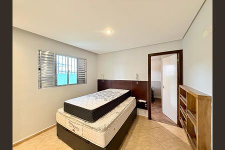 Casa para alugar com 70m², 2 quartos e sem vaga Casa para alugar com 70m², 2 quartos e sem vagaQuarto 1