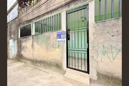 Casa para alugar com 70m², 2 quartos e sem vaga Casa para alugar com 70m², 2 quartos e sem vagaFachada