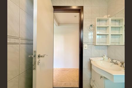 Casa para alugar com 70m², 2 quartos e sem vaga Casa para alugar com 70m², 2 quartos e sem vagaBanheiro