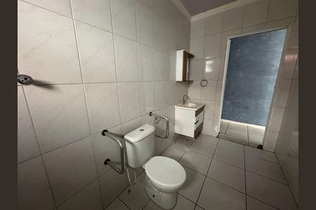 Casa para alugar com 121m², 3 quartos e 4 vagasBanheiro 1