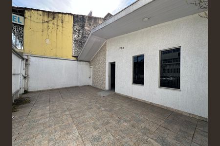 Casa para alugar com 121m², 3 quartos e 4 vagasFachada