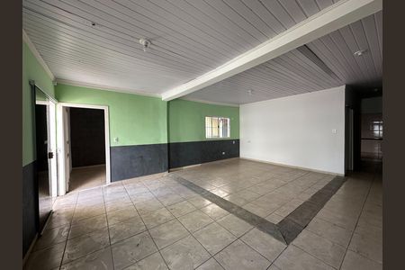 Casa para alugar com 121m², 3 quartos e 4 vagasSala