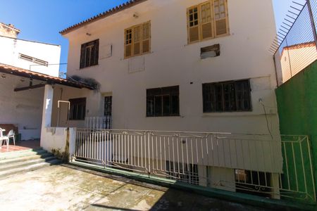 Casa para alugar com 650m², 8 quartos e 1 vaga Casa para alugar com 650m², 8 quartos e 1 vagaÁrea externa