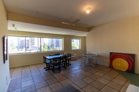 Casa para alugar com 650m², 8 quartos e 1 vaga Casa para alugar com 650m², 8 quartos e 1 vagaSala