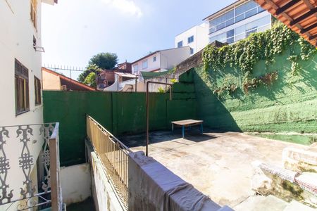 Casa para alugar com 650m², 8 quartos e 1 vaga Casa para alugar com 650m², 8 quartos e 1 vagaÁrea externa